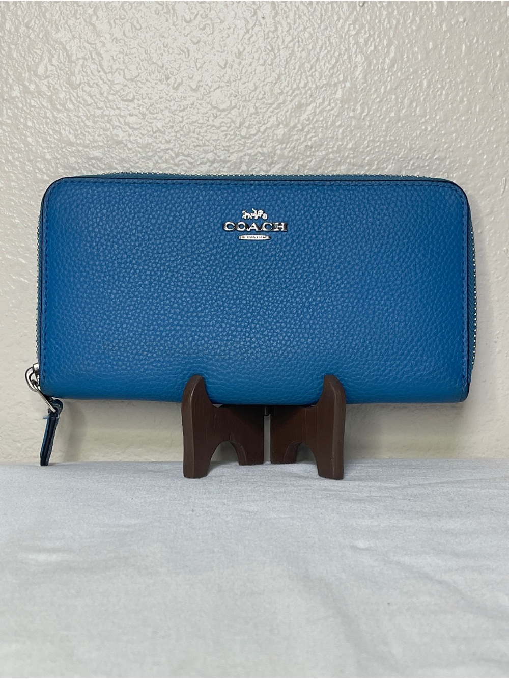 COACH Pebbled Leather Zip Wallet in Bright Blue with Silver Hardware